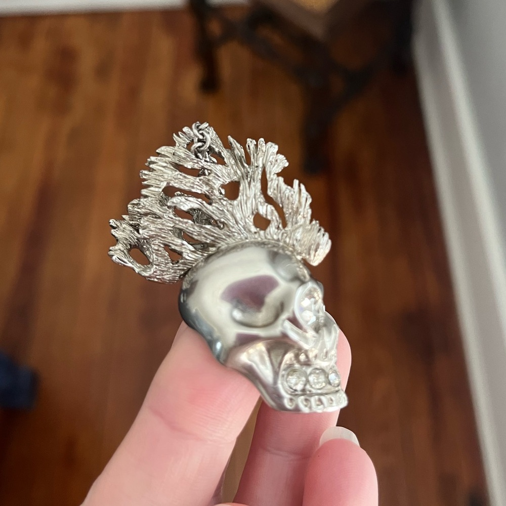 Alexander Mcqueen Skull Mohawk Necklace View 6